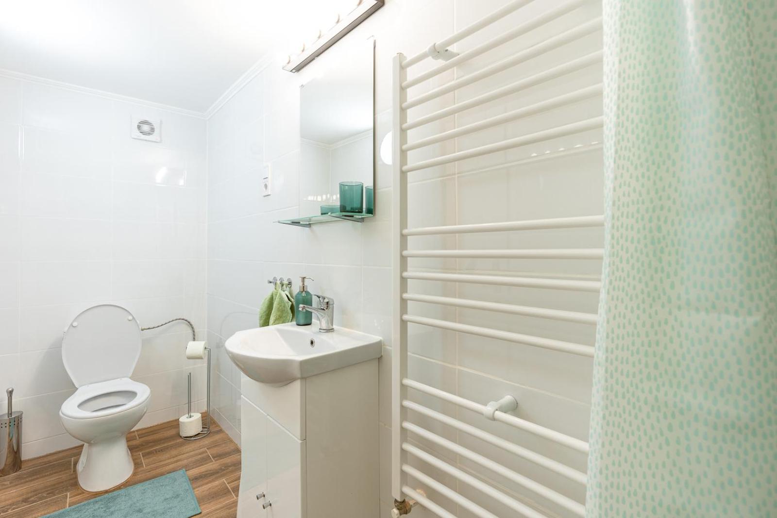Stylish 2-Bedroom Apartment In Central Budapest Exterior photo